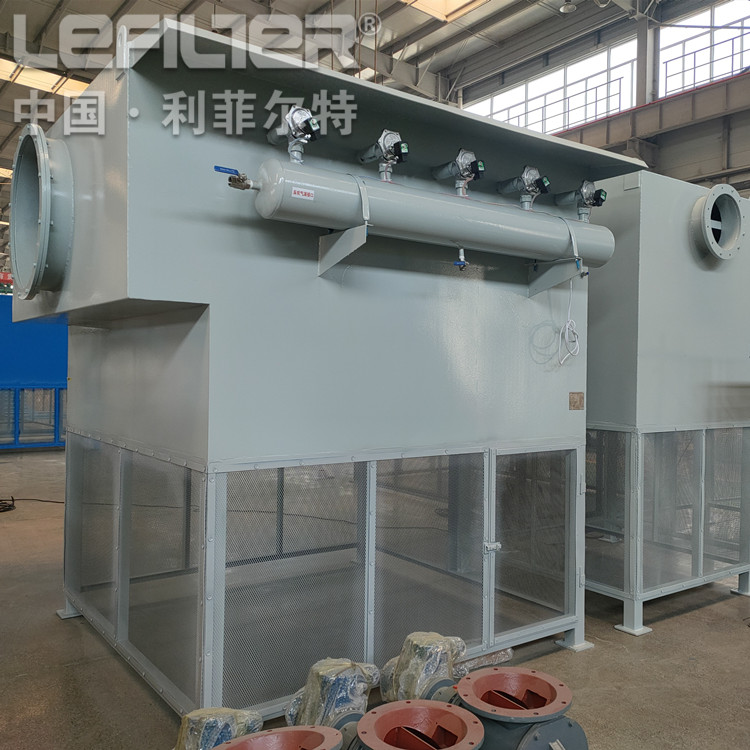 鼓風(fēng)機前置60萬風(fēng)量自潔式空氣過濾器